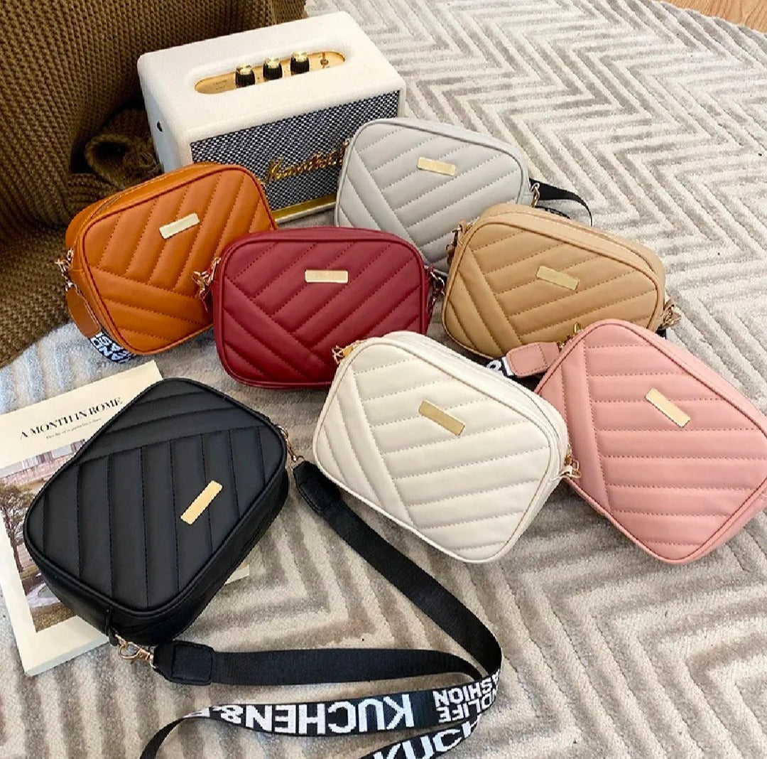 Mini hand bags for women