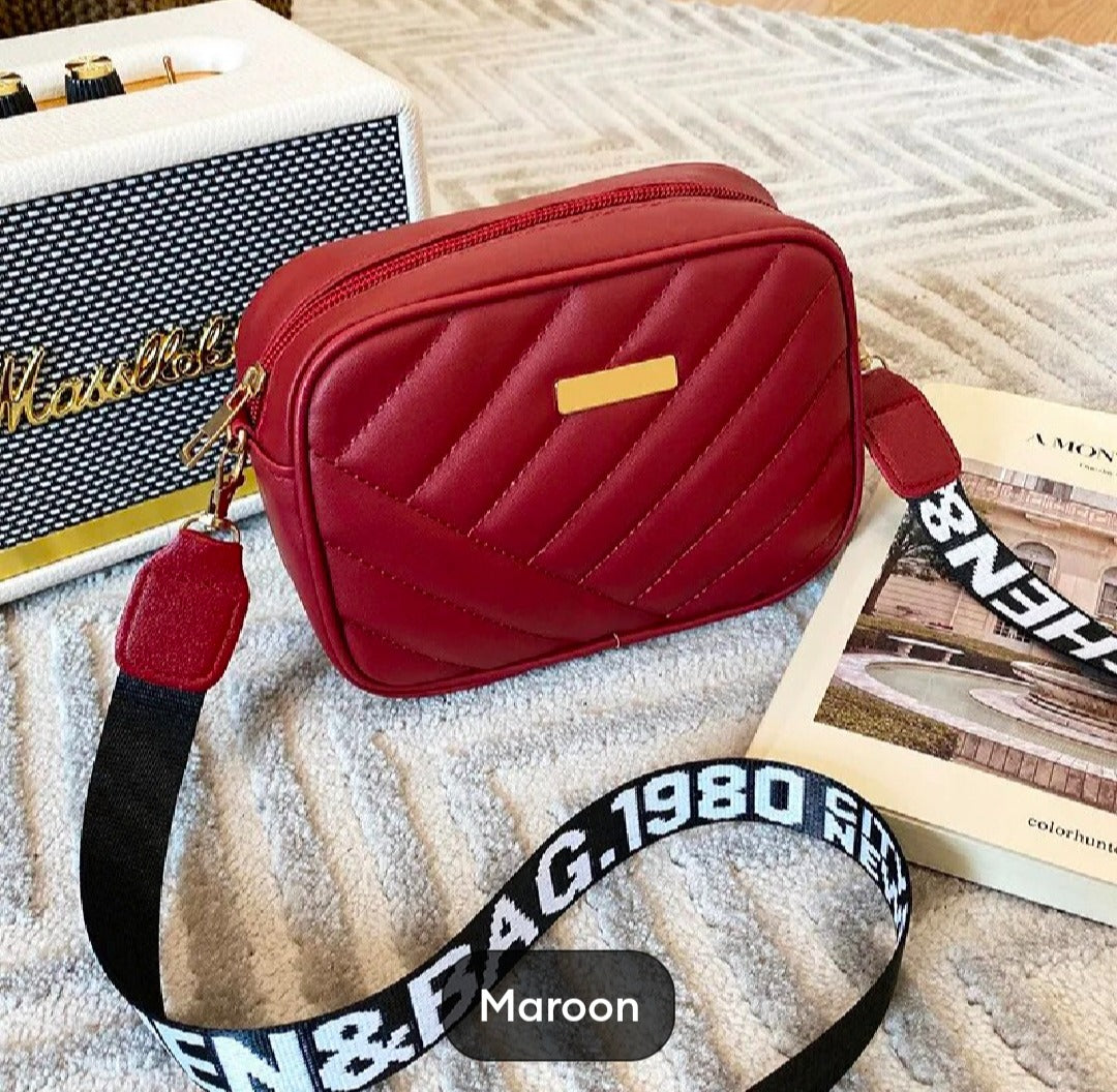 Mini hand bags for women