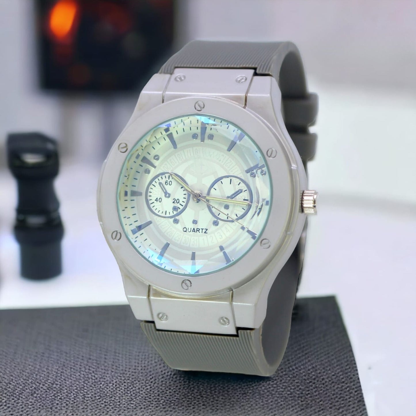 Watch For Mens Nautilus Design Rubber Strap