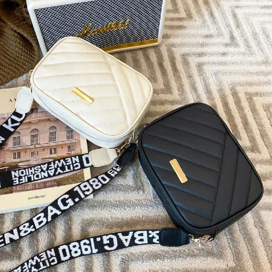Mini hand bags for women